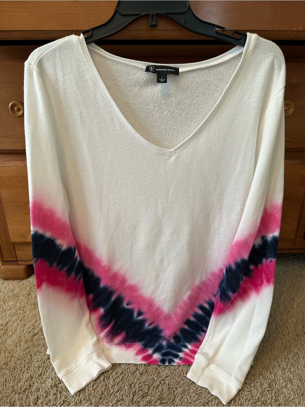 NWOT INC TIE DYE CHEVRON PRINT TOP